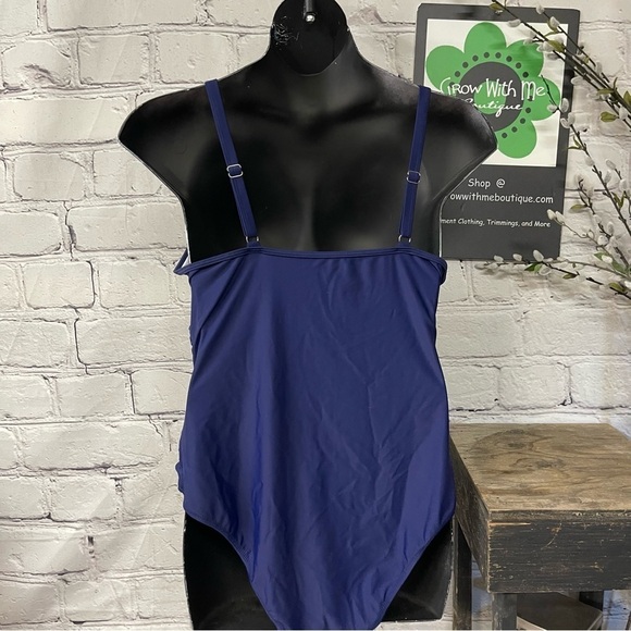 Beach queen swimsuit plus size 20W - Picture 3 of 5